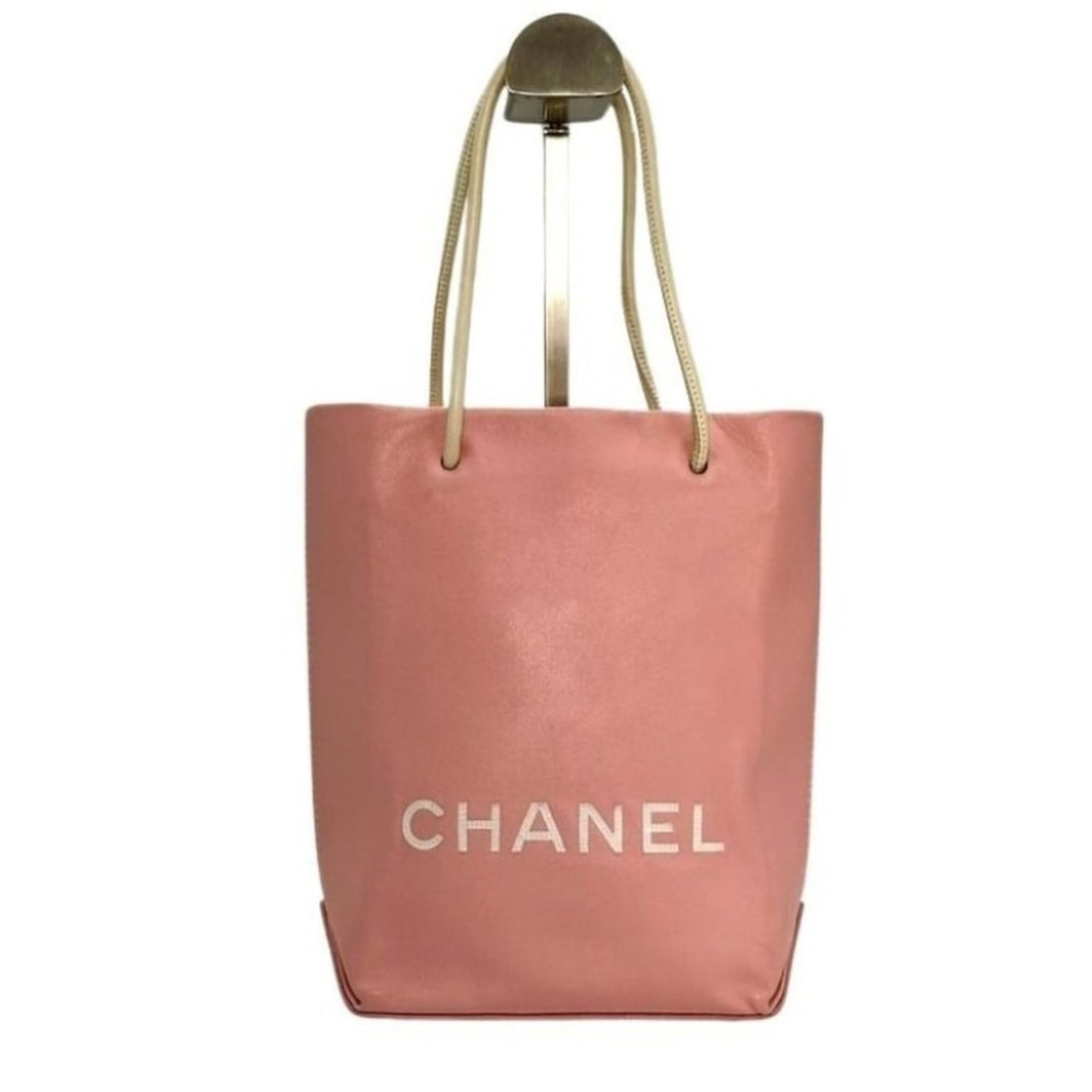 CHANEL Essential Mini Tote Bag, Pink Leather, Women's: --- Catalog ---Category: SizeSize (HxWxD): 21.5cm x 14.5cm x 7.5cm / 8.46'' x 5.7'' x 2.95''Category: DesignType: Tote bagColor: PinkStyle: EverydayGender: WomenMaterial: Leather Category: