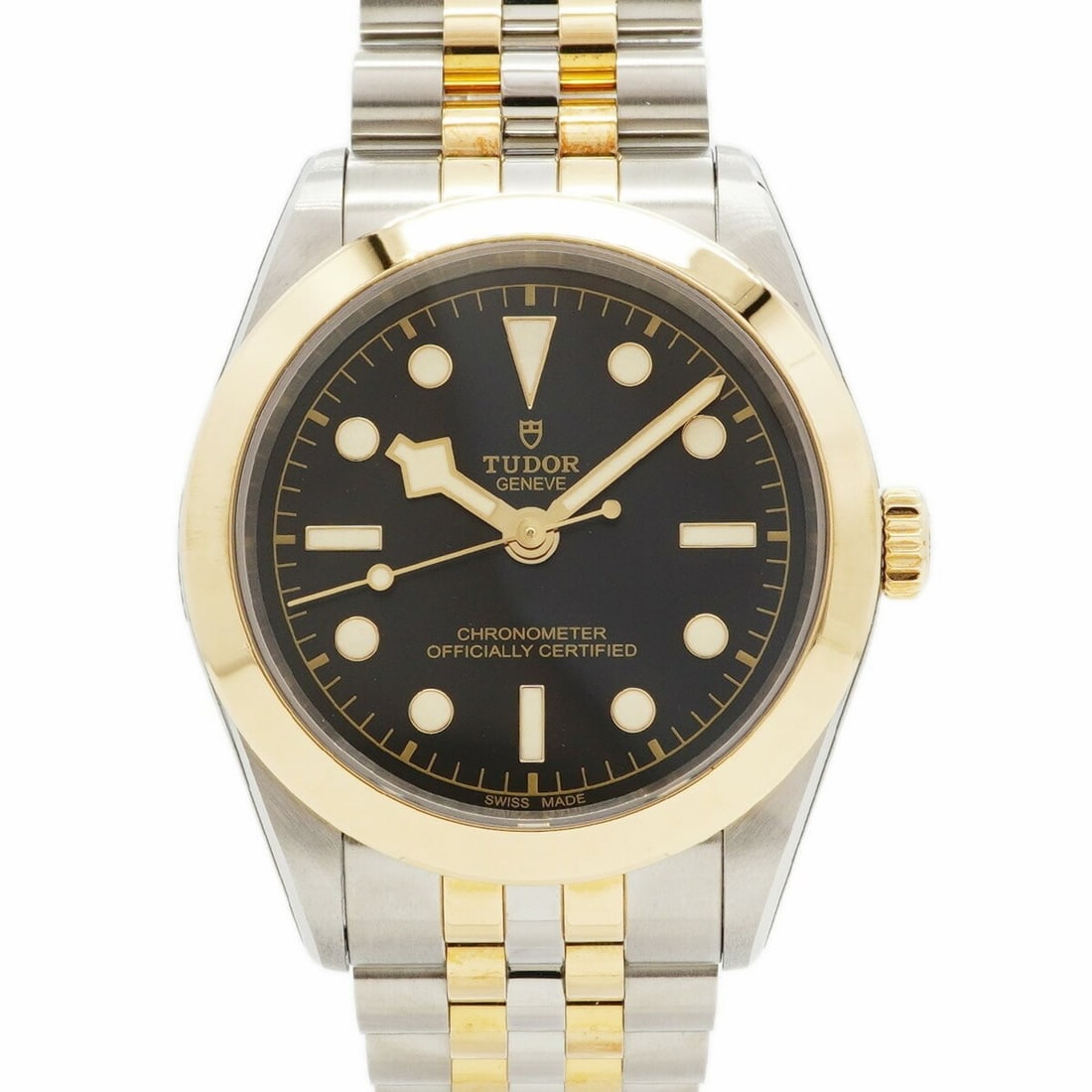 Tudor Black Bay 39 79663 Dial Men's Watch: --- Catalog ---Category: SizeWrist Size: 19cm / 7.48''Case Diameter: 39.8mm / 1.57''Category: DesignType: WristwatchGender: MenColor (Dial): BlackMaterial (Band): Stainless steel, Yellow goldCategory: