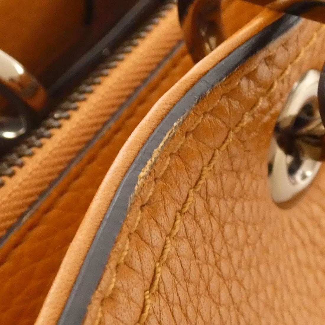 Gucci 323660 handbag - 4
