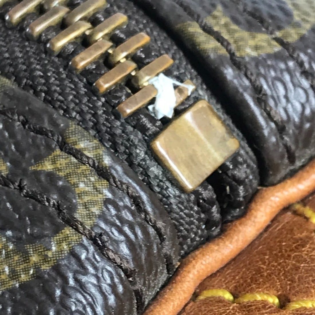 Louis Vuitton Monogram Multicles M69517 Key Case - 11