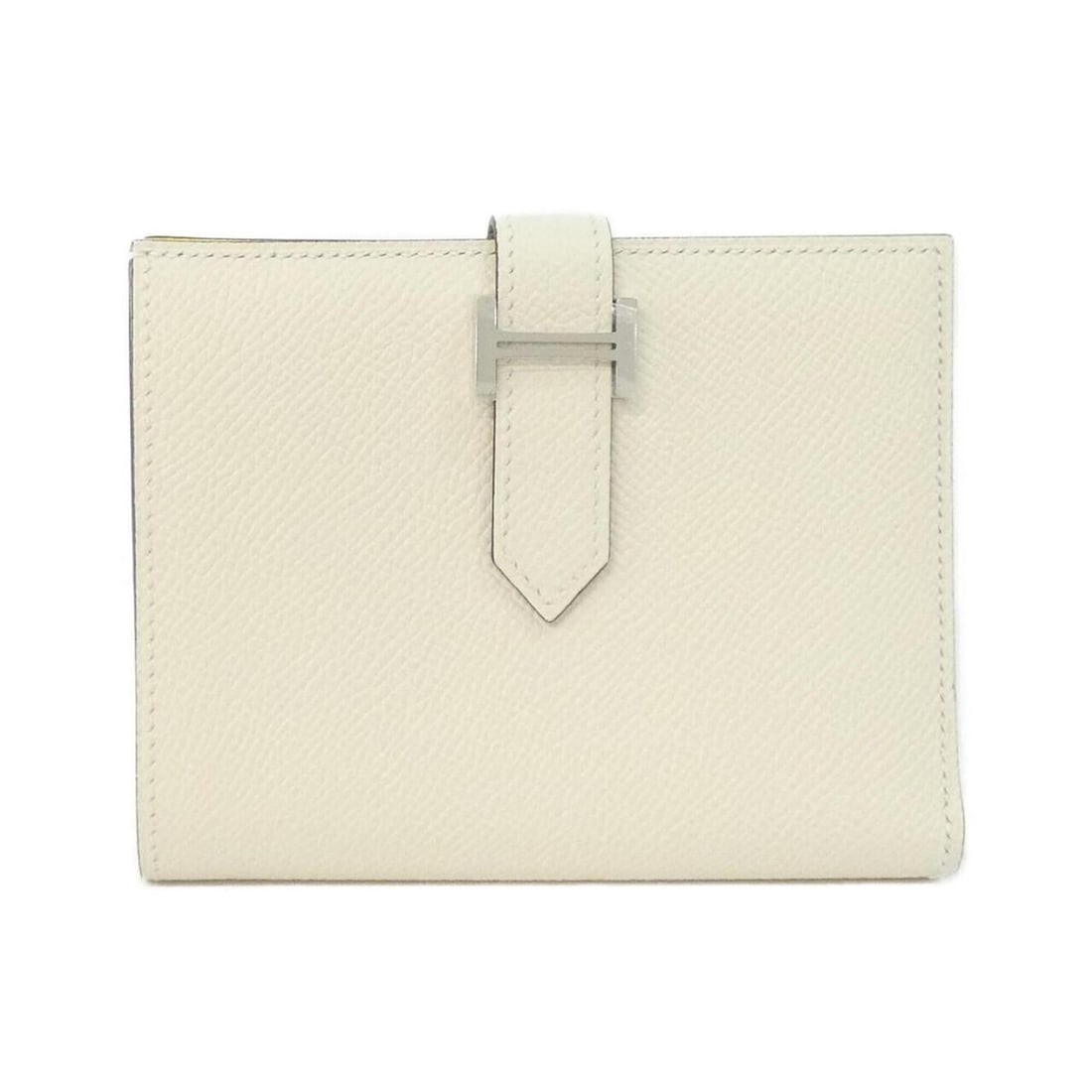 Hermes Bearn Compact Verso 076220CK Wallet: --- Catalog ---Category: SizeSize (HxWxD): 9.5cm x 12cm x 1.5cm / 3.74'' x 4.72'' x 0.59''Category: DesignType: Wallet (bi-fold)Color: Beige, Lime, YellowGender: Women,MenMaterial: Epsom leather