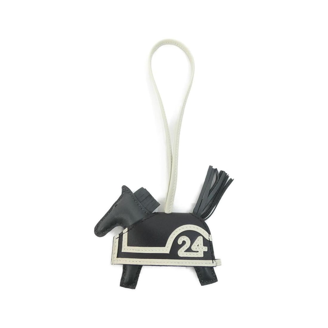 Hermes Rodeo Robeo 24 PM 087349CA Accessory Bag Charm: --- Catalog ---Category: SizeChain Length: 360.00mm / 14.17''Size (HxWxD): 75.00mm x 85.00mm / 2.95'' x 3.35''Category: DesignType: Handbag charmColor: Black, VertGender: Women,MenMaterial: Agneau