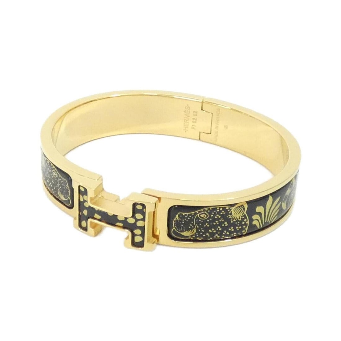 Hermes LES LEOPARDS CLICK H PM 702318F Bracelet: --- Catalog ---Category: SizeLength: 16cm / 6.29''Category: DesignType: Charm braceletColor: Black, Gold, JauneGender: WomenCategory: GeneralMPN: 702318FBrand: Hermes--- Item List ---Section:
