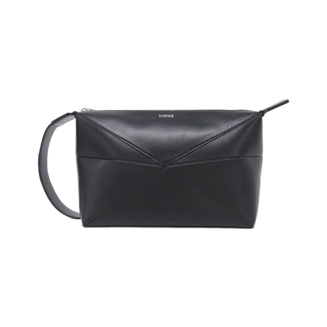 Loewe Puzzle Fold Washed Handbag C510WBPX01: --- Catalog ---Category: SizeSize (HxWxD): 16cm x 23cm x 11cm / 6.29'' x 9.05'' x 4.33''Category: DesignType: HandbagColor: BlackGender: Women,MenMaterial: Leather Leather/Fur Type: CalfskinCategory: