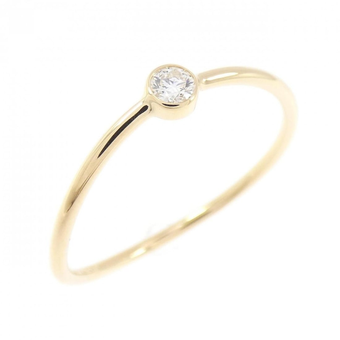 Tiffany Wave Single Row Ring: --- Catalog ---Category: SizeJP Size: 15US Size: 7.5Category: DesignType: Band ringColor: Yellow goldStone: DiamondGender: Women,MenMaterial: Yellow gold (18K)Category: GeneralBrand: Tiffany--- Item