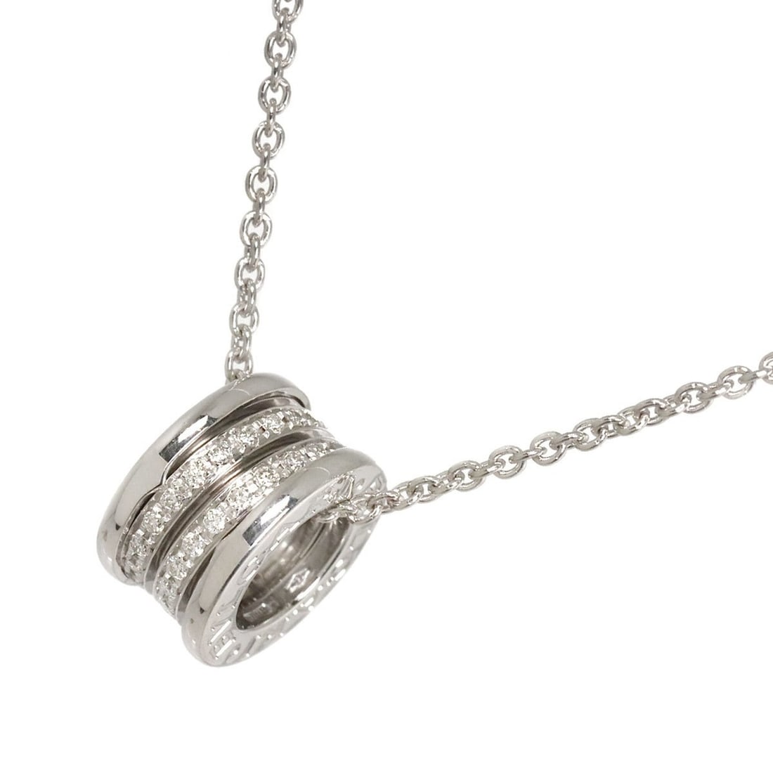 Bvlgari Bulgari B-zero1 Pave Diamond Necklace, 40cm, 18K White Gold (750): --- Catalog ---Category: SizePendant Size: 14.7mm x 8.7mm / 0.57'' x 0.34''Neck Circumference: 40 cm / 15.74''Category: DesignGender: WomenMaterial: White gold (18K)Necklace Type: NecklaceCategory: