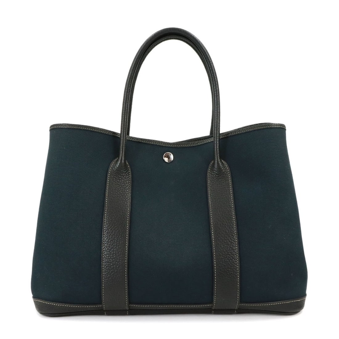 Hermes Garden 36 PM Tote Handbag, Toile Officier Leather, Navy, ?O Stamp, Party: --- Catalog ---Category: SizeSize (HxWxD): 25.5cm x 36cm x 18cm / 10.03'' x 14.17'' x 7.08''Category: DesignType: Handbag, Tote bagColor: NavyGender: WomenMaterial: Toile officier , Leather Category: 