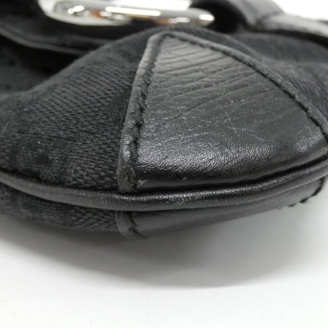 Gucci 120134 Handbag - 3