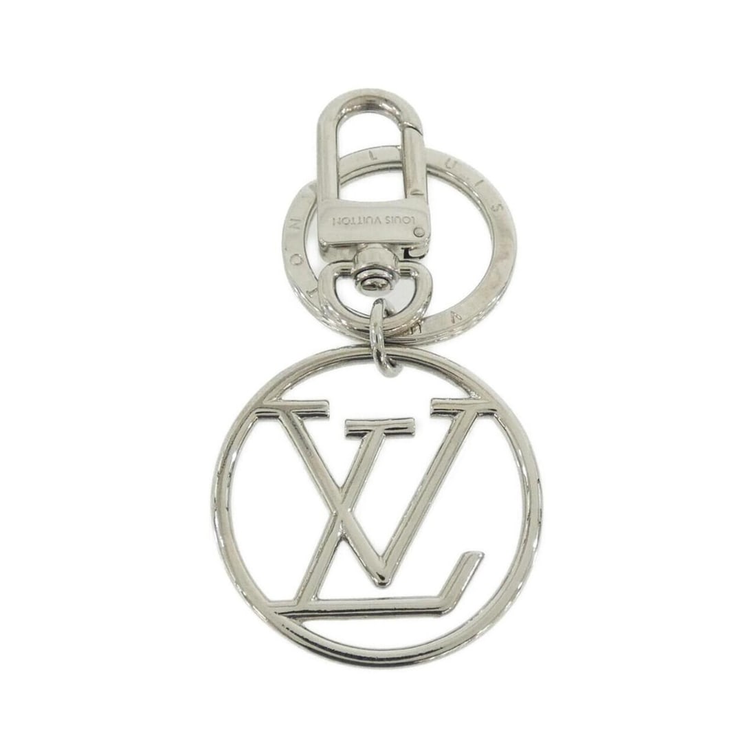 Louis Vuitton Porte Clés LV Histo M63600 Keyring: --- Catalog ---Category: DesignType: KeyringColor: SilverGender: Men,WomenCategory: GeneralMPN: M63600Brand: Louis Vuitton--- Item List ---Section: ConditionRanking: Rank A Used - A few traces of