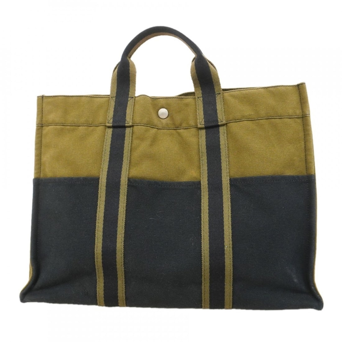 Hermes Fourre-Tout MM Canvas Tote Bag, Black/Khaki, Women's: --- Catalog ---Category: SizeSize (HxWxD): 31.5cm x 43cm x 10.5cm / 12.4'' x 16.92'' x 4.13''Category: DesignType: Tote bagColor: Black, KhakiGender: WomenMaterial: Canvas Hardware Color: SilverCatego
