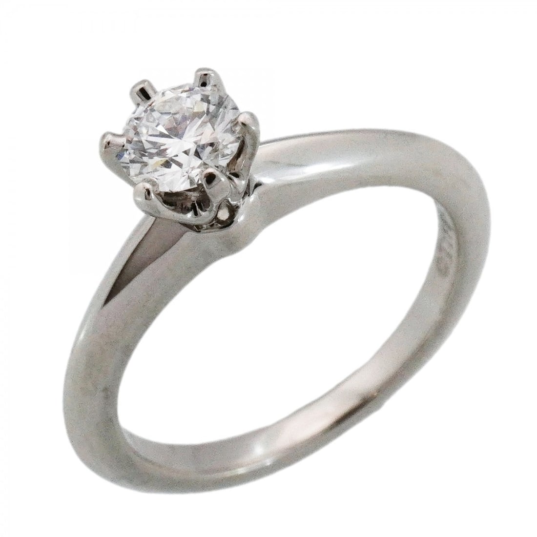 Tiffany & Co. Solitaire Ring, 1PD (One Diamond), Pt950 Platinum, 0.30ct Diamond, Size 5, Women's: --- Catalog ---Category: SizeJP Size: 5US Size: 3.5Category: DesignType: Band ringStone: DiamondGender: WomenMaterial: Platinum 950Weight (ct.): 0.30Category: GeneralBrand: Tiffany--- Item List ---Sec