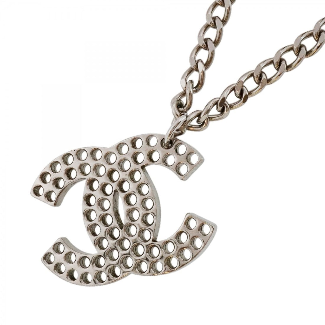 Chanel Necklace, Coco Mark, Perforated Metal, Silver, Men's & Women's: --- Catalog ---Category: SizePendant Size: 51.8mm x 46.3mm / 2.03'' x 1.82''Neck Circumference: 74 cm / 29.13''Category: DesignColor: SilverGender: Men,WomenMaterial: MetalNecklace Type: NecklaceCateg