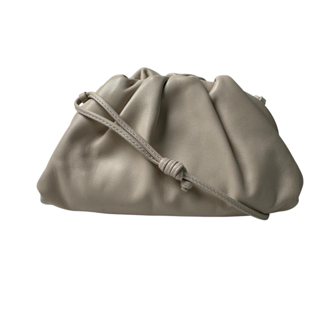 Excellent condition Bottega Veneta Mini The Pouch shoulder bag, crossbody bag for women.: --- Catalog ---Category: SizeSize (HxWxD): 10cm x 21cm x 9.5cm / 3.93'' x 8.26'' x 3.74''Category: DesignType: Pouch, Shoulder bagColor: IvoryGender: WomenMaterial: Leather Category: GeneralBrand: Bot
