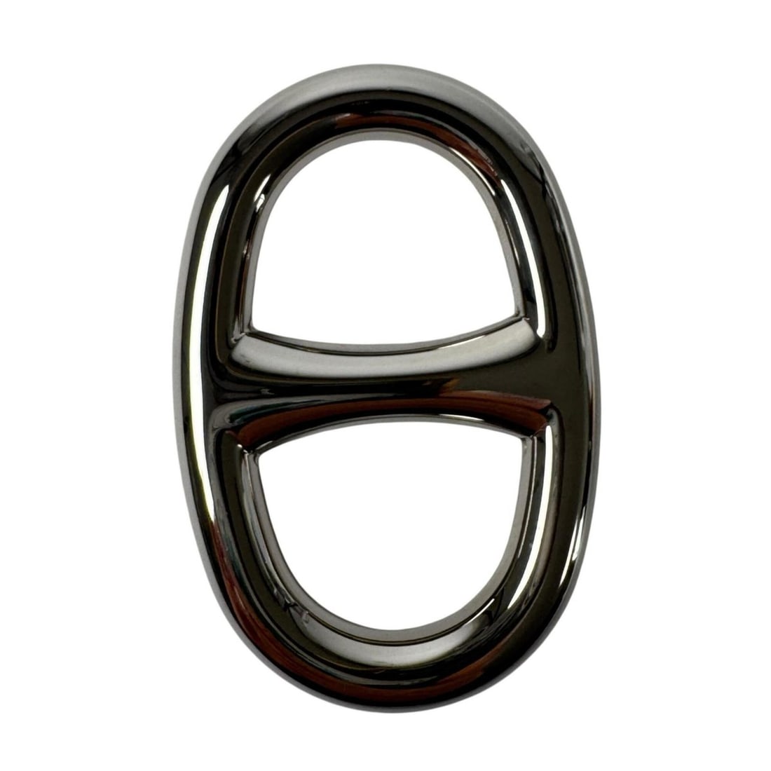 Hermes Chaine d'Ancre Scarf Ring, Silver, Women's: --- Catalog ---Category: DesignType: Scarf ringColor: SilverGender: WomenMaterial: Metal Category: GeneralBrand: HermesCategory: Physical PropertiesSize (HxWxD): 5.5cm x 3.5cm / 2.16'' x 1.37''--- Ite