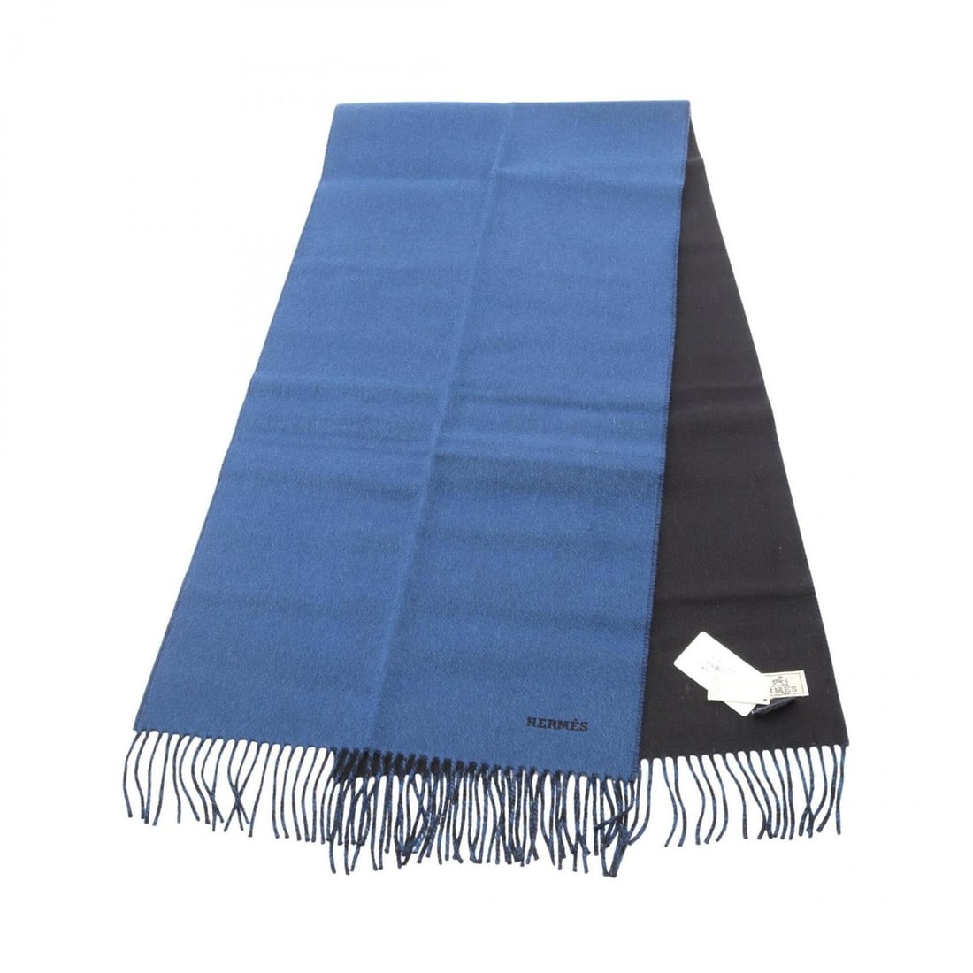 Hermes Recto Verso Cashmere Scarf for Men, Blue: --- Catalog ---Category: SizeSize (LxW): 1.7m x 40cm / 66.92'' x 15.74''Category: DesignType: StoleColor: BlueGender: MenMaterial: Cashmere Category: GeneralBrand: Hermes--- Item List ---Section: Cond