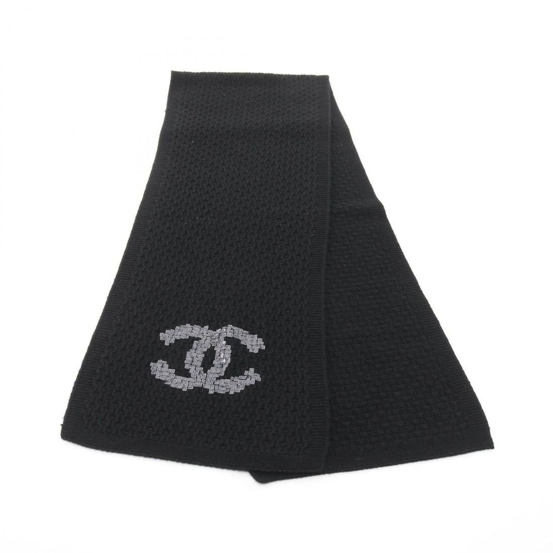 Chanel Coco Mark Cashmere Scarf for Women, Black: --- Catalog ---Category: SizeSize (LxW): 1.8m x 31cm / 70.86'' x 12.2''Category: DesignType: StoleColor: BlackGender: WomenMaterial: Cashmere Category: GeneralBrand: Chanel--- Item List ---Section: Co