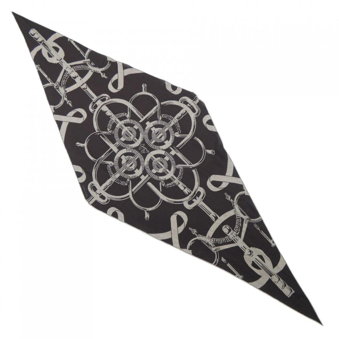 Hermes EPERON D'OR 431599T Losange GM Scarf/Stole: --- Catalog ---Category: SizeSize (LxW): 2.2m x 80cm / 86.61'' x 31.49''Category: DesignType: StoleColor: Beige, BrownGender: MenMaterial: Silk , Cashmere Category: GeneralBrand: Hermes--- Item List -