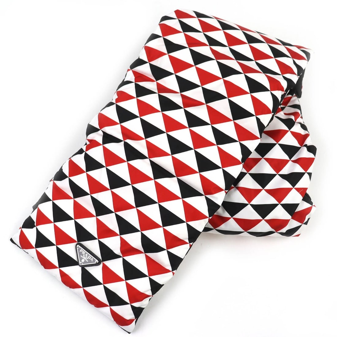 PRADA 2FS028 Triangle Logo Hooded All-Over Print RE-NYLON Down Scarf, Red, Black, White, 220 x: --- Catalog ---Category: SizeSize (LxW): 1.72m x 22.5cm / 67.71'' x 8.85''Category: DesignType: StoleColor: Black, Red color, WhiteGender: WomenMaterial: Polyacrylic 100%, Polyester 100%, Down 90%, Fe