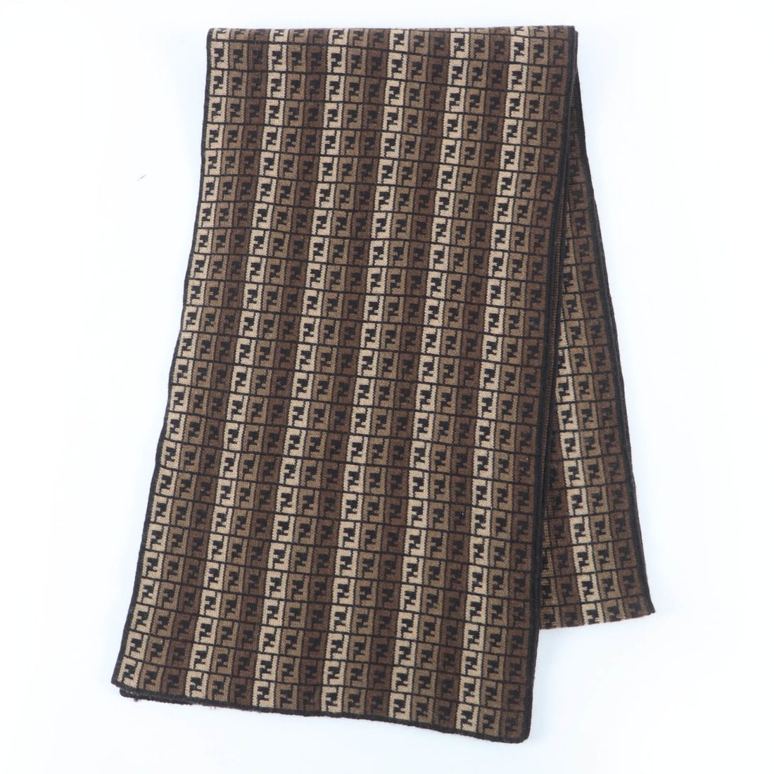 FENDI 100% Wool FF Logo Micro Zucca Pattern Knit Scarf, Brown, Made in Italy, Women's & Men's: --- Catalog ---Category: SizeSize (LxW): 1.72m x 24cm / 67.71'' x 9.44''Category: DesignType: StoleColor: BrownGender: Men,WomenMaterial: Wool 100%Category: GeneralBrand: FendiCountry of Origin: Italy