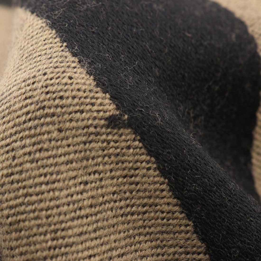 Fendi FF pattern scarf, men's wool, gray/black. - 5