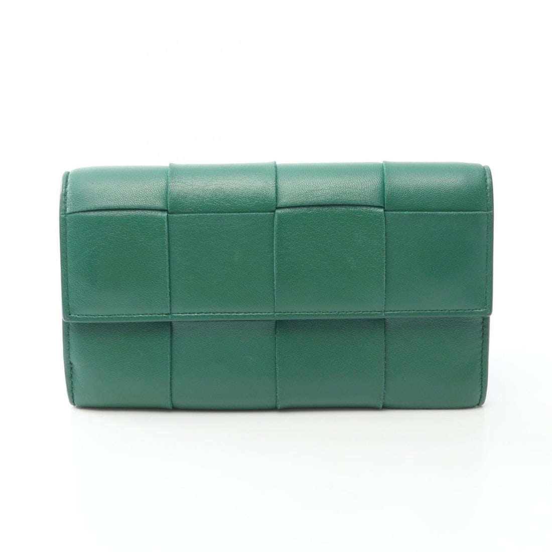 Bottega Veneta Cassette Maxi Intrecciato Bi-fold Long Wallet, Leather, Women's, Green: --- Catalog ---Category: SizeSize (HxWxD): 11cm x 19cm x 2cm / 4.33'' x 7.48'' x 0.78''Category: DesignType: Long wallet (bi-fold)Color: GreenGender: WomenMaterial: Leather Category: GeneralBrand: Bot