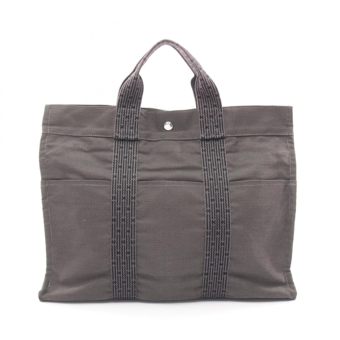 Hermes Herline MM Tote Bag/Handbag, Nylon Canvas, Men's/Women's, Gray: --- Catalog ---Category: SizeSize (HxWxD): 32cm x 42cm x 11cm / 12.59'' x 16.53'' x 4.33''Category: DesignType: Handbag, Tote bagColor: GrayGender: Men,WomenMaterial: Nylon canvas Category: GeneralBra
