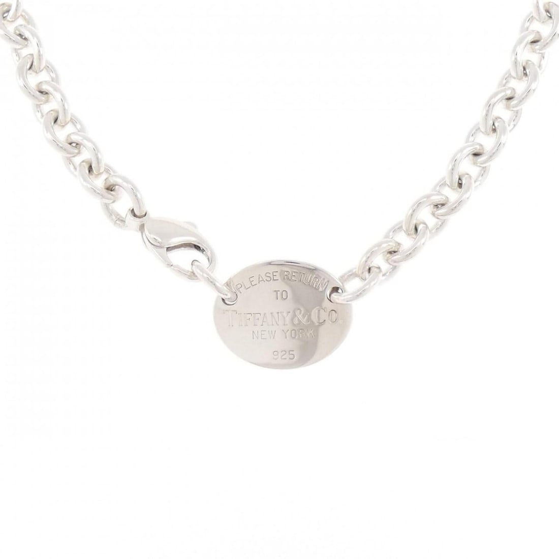 Tiffany & Co. Return to Necklace: --- Catalog ---Category: SizePendant Size: 17.8mm x 17.8mm / 0.7'' x 0.7''Neck Circumference: 39 cm / 15.35''Category: DesignColor: SilverGender: WomenMaterial: Silver 925Necklace Type:
