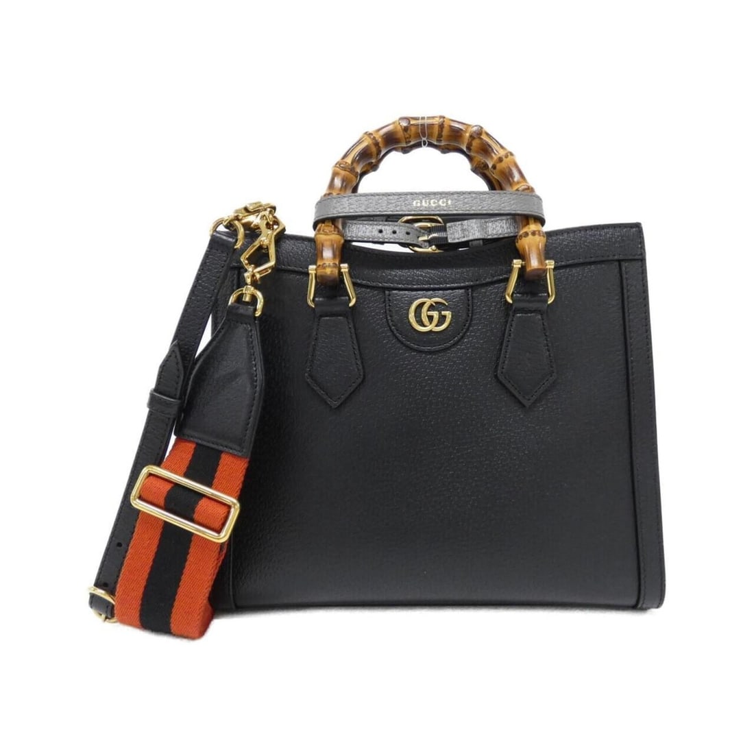 Gucci DIANA 702721 U3ZDT Handbag: --- Catalog ---Category: SizeSize (HxWxD): 23cm x 27cm x 11cm / 9.05'' x 10.62'' x 4.33''Category: DesignType: HandbagColor: BlackGender: WomenMaterial: Leather Category: GeneralMPN: 702721