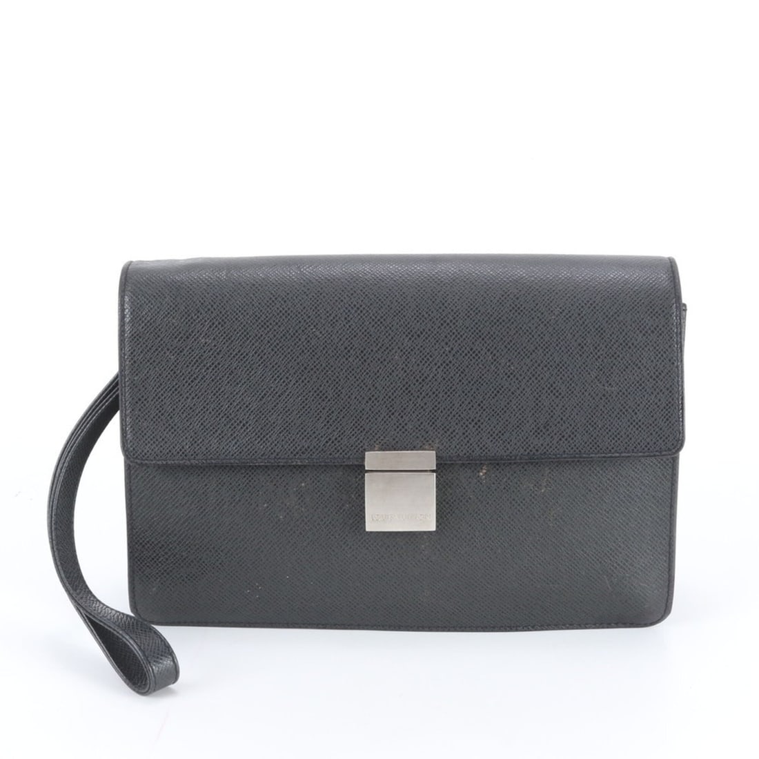 No stickiness. Louis Vuitton Taiga Selenga M30782 Leather Second Bag Clutch Handbag Pouch for Men.: --- Catalog ---Category: SizeSize (HxWxD): 17cm x 26cm x 5cm / 6.69'' x 10.23'' x 1.96''Category: DesignType: Clutch bag, PouchColor: NoirGender: MenMaterial: Leather Category: GeneralBrand: Louis Vui