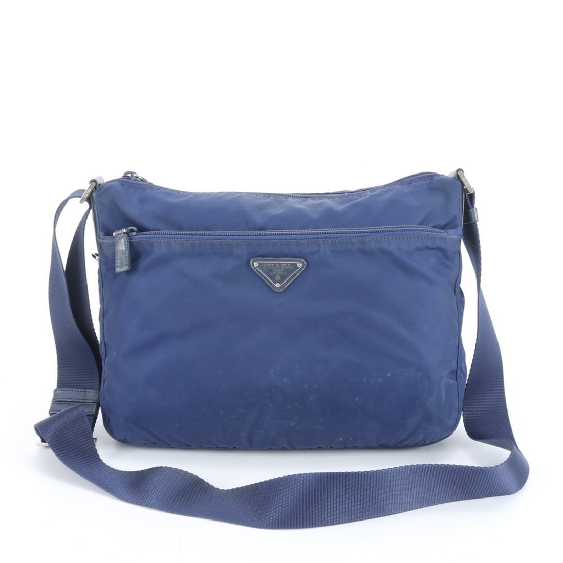 Prada Tessuto Nylon Triangle Logo Blue Leather Shoulder Bag, Crossbody Messenger Bag for Men: --- Catalog ---Category: SizeSize (HxWxD): 23cm x 30cm x 7cm / 9.05'' x 11.81'' x 2.75''Category: DesignType: Shoulder bagColor: BlueGender: MenMaterial: Nylon , Leather Category: GeneralBrand: PradaC