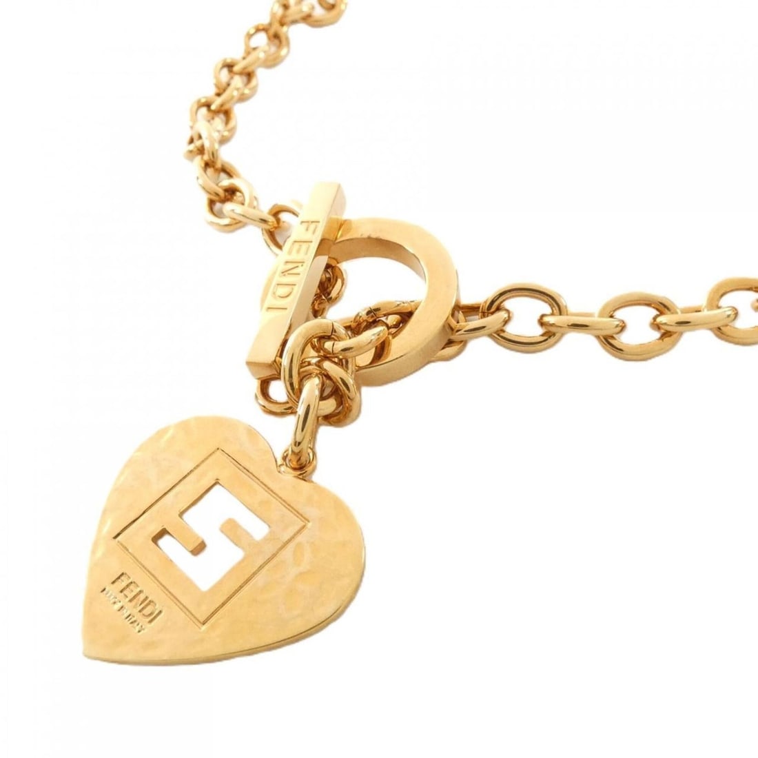 Fendi 8AG152 CMA Necklace: --- Catalog ---Category: SizePendant Size: 30mm x 30mm / 1.18'' x 1.18''Neck Circumference: 40 cm / 15.74''Category: DesignGender: WomenNecklace Type: NecklaceCategory: GeneralMPN: 8AG152 CMABrand:
