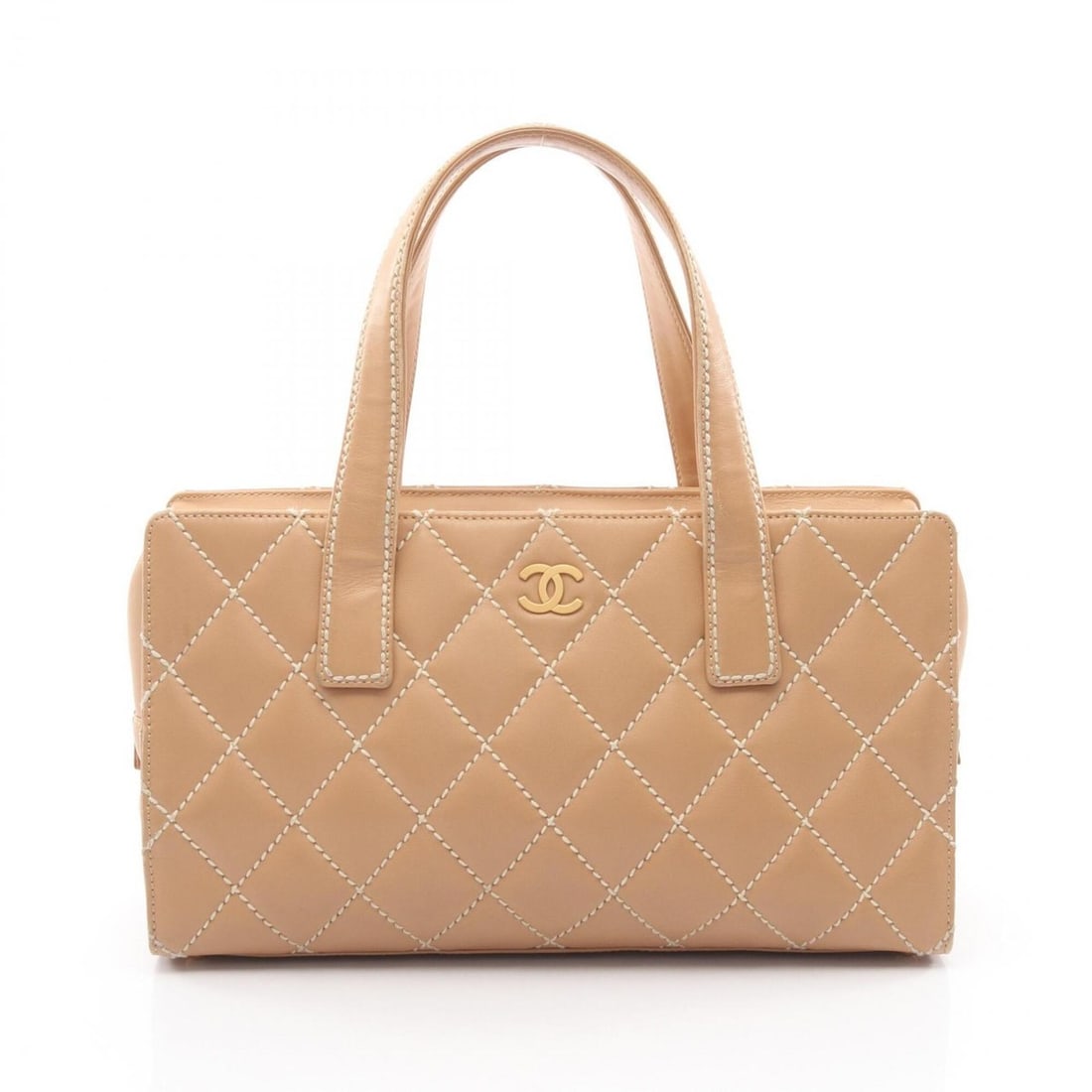 Chanel Wild Stitch Tote Bag Handbag Leather Women's Beige: --- Catalog ---Category: SizeSize (HxWxD): 19cm x 33cm x 11cm / 7.48'' x 12.99'' x 4.33''Category: DesignType: Handbag, Tote bagColor: BeigeGender: WomenMaterial: Leather Category: GeneralBrand: Chane