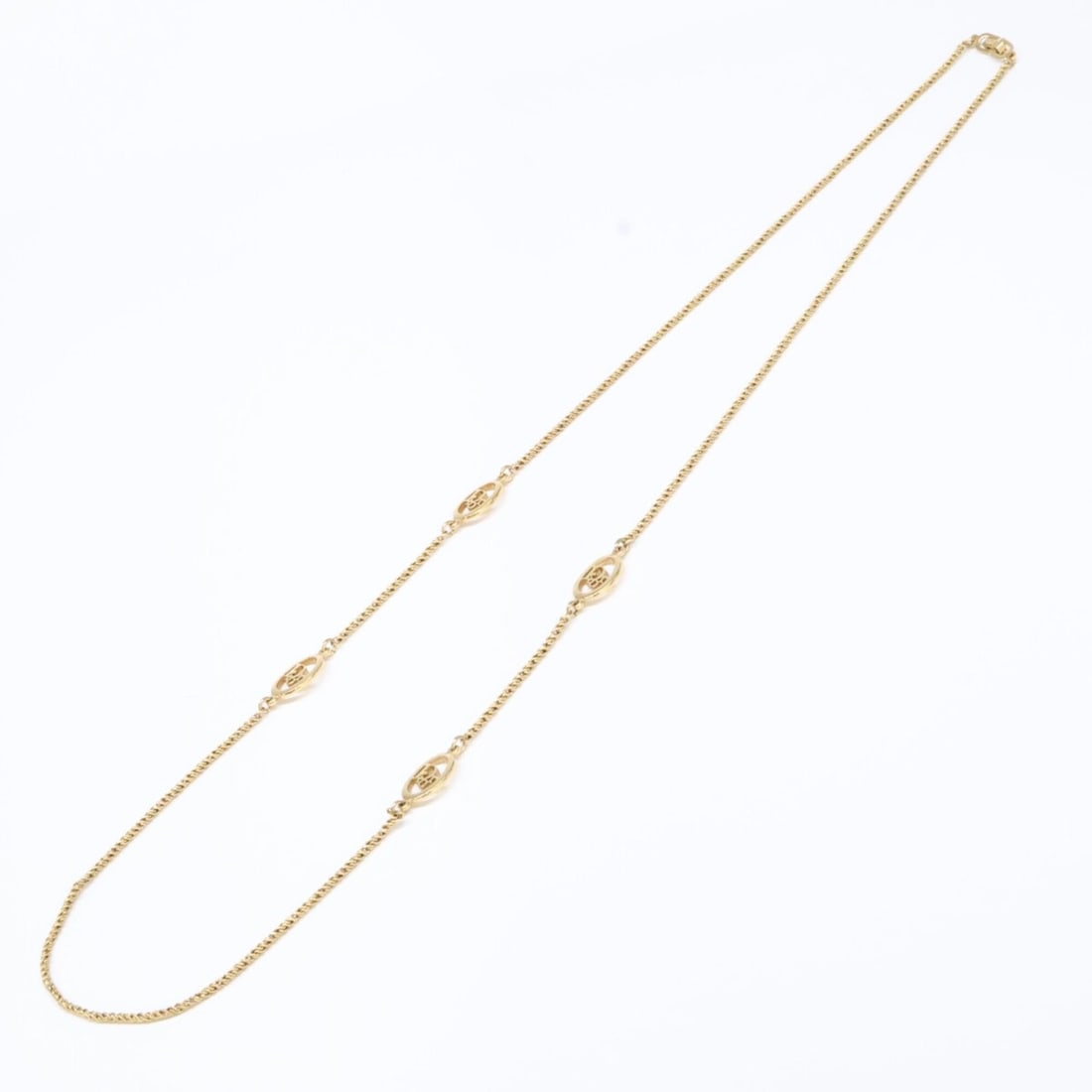 Christian Dior Logo Top Long Rope Chain Necklace, Gold, Women's: --- Catalog ---Category: SizePendant Size: 11mm x 22mm / 0.43'' x 0.86''Neck Circumference: 82.5 cm / 32.48''Category: DesignColor: GoldGender: WomenMaterial: MetalNecklace Type: NecklaceCategory: Gen
