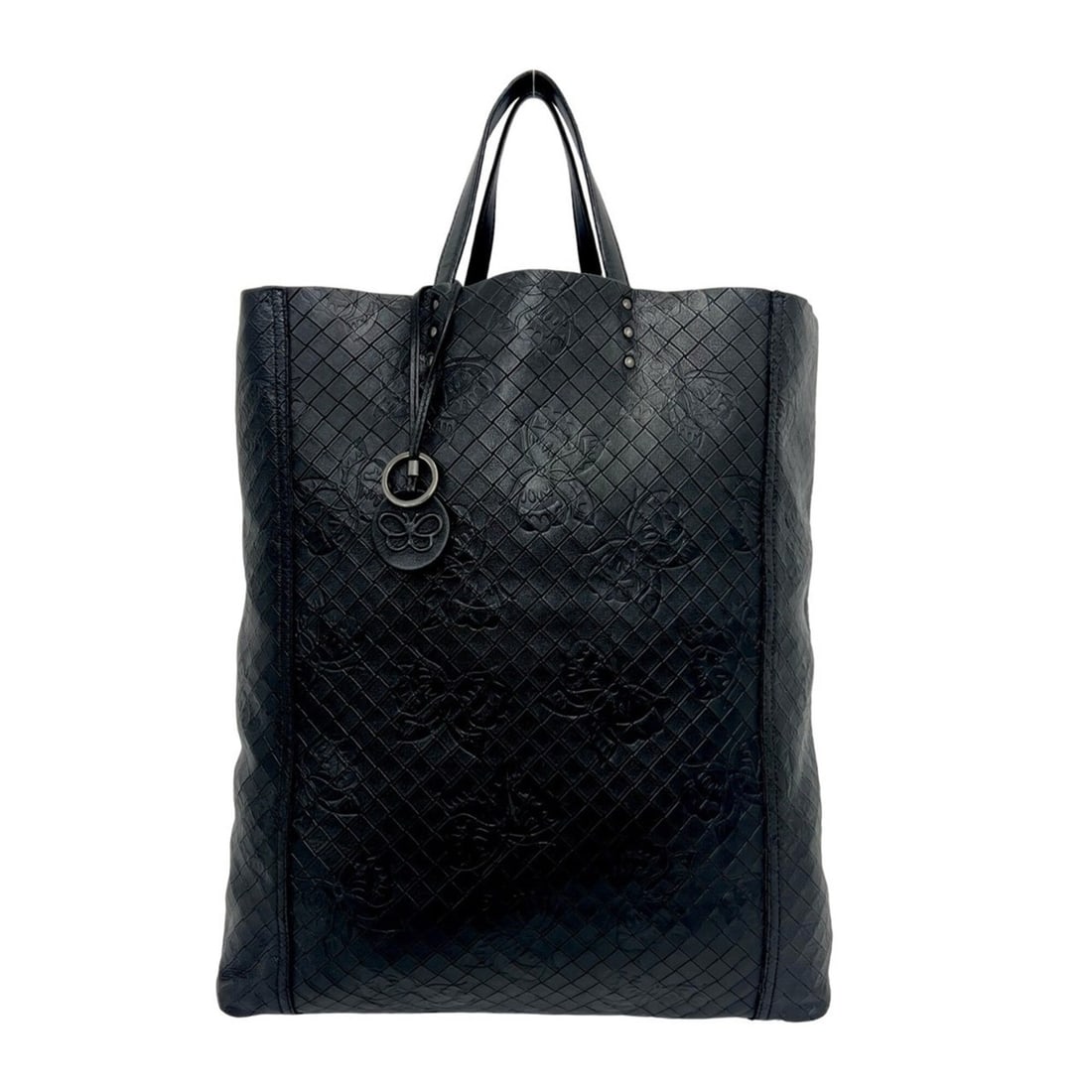 BOTTEGA VENETA Intreccio Butterfly Leather Tote Bag Handbag Black 343-4: --- Catalog ---Category: SizeSize (HxWxD): 38cm x 31cm x 9.5cm / 14.96'' x 12.2'' x 3.74''Category: DesignType: Handbag, Tote bagColor: BlackGender: WomenMaterial: Leather Category: GeneralBrand: Bott