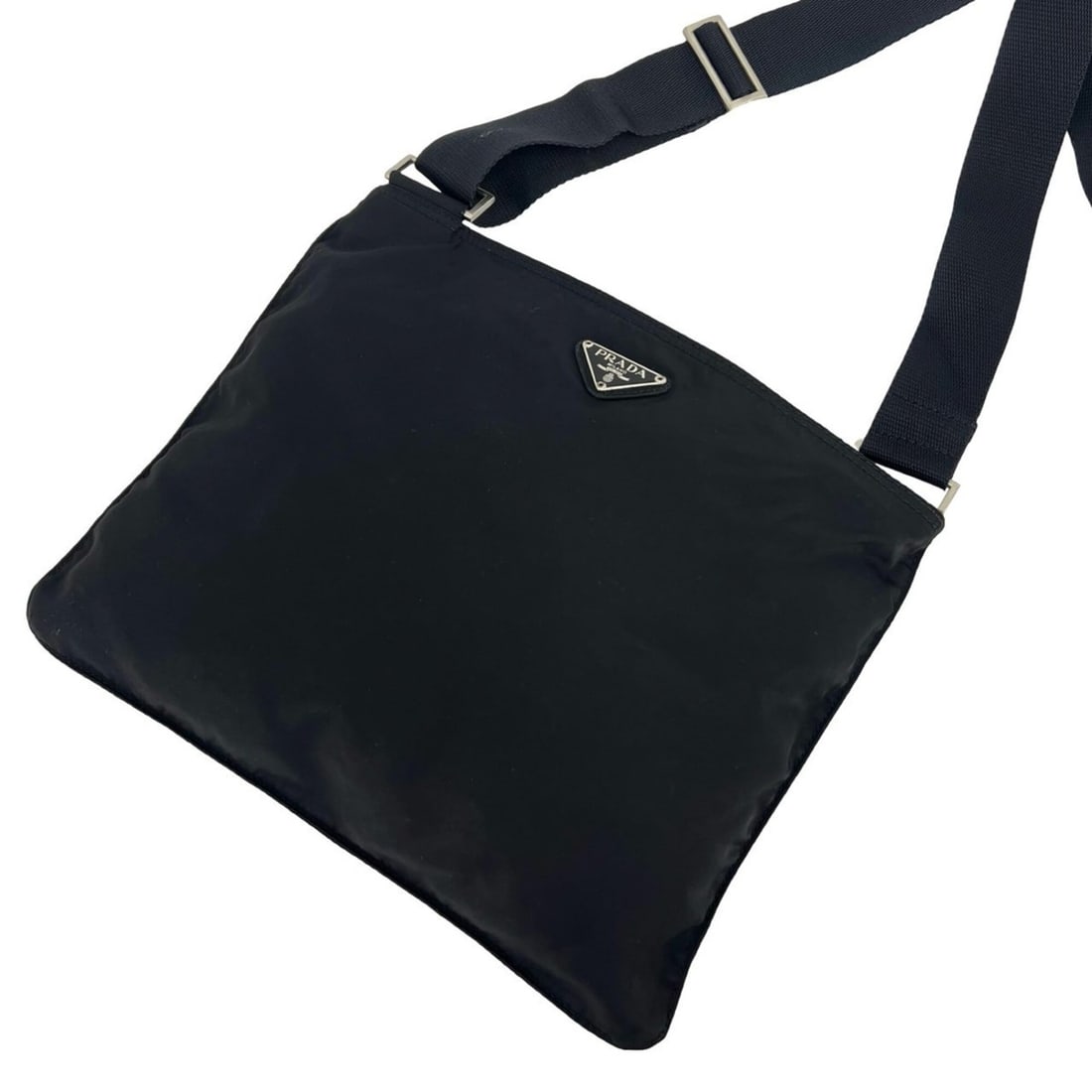 PRADA Triangle Logo Tessuto Nylon Shoulder Bag/Pouch/Sacoche, Black, 57591: --- Catalog ---Category: SizeSize (HxWxD): 23cm x 29cm / 9.05'' x 11.41''Category: DesignType: Pochette, Shoulder bagColor: BlackGender: WomenMaterial: Nylon Category: GeneralBrand: Prada--- Item List