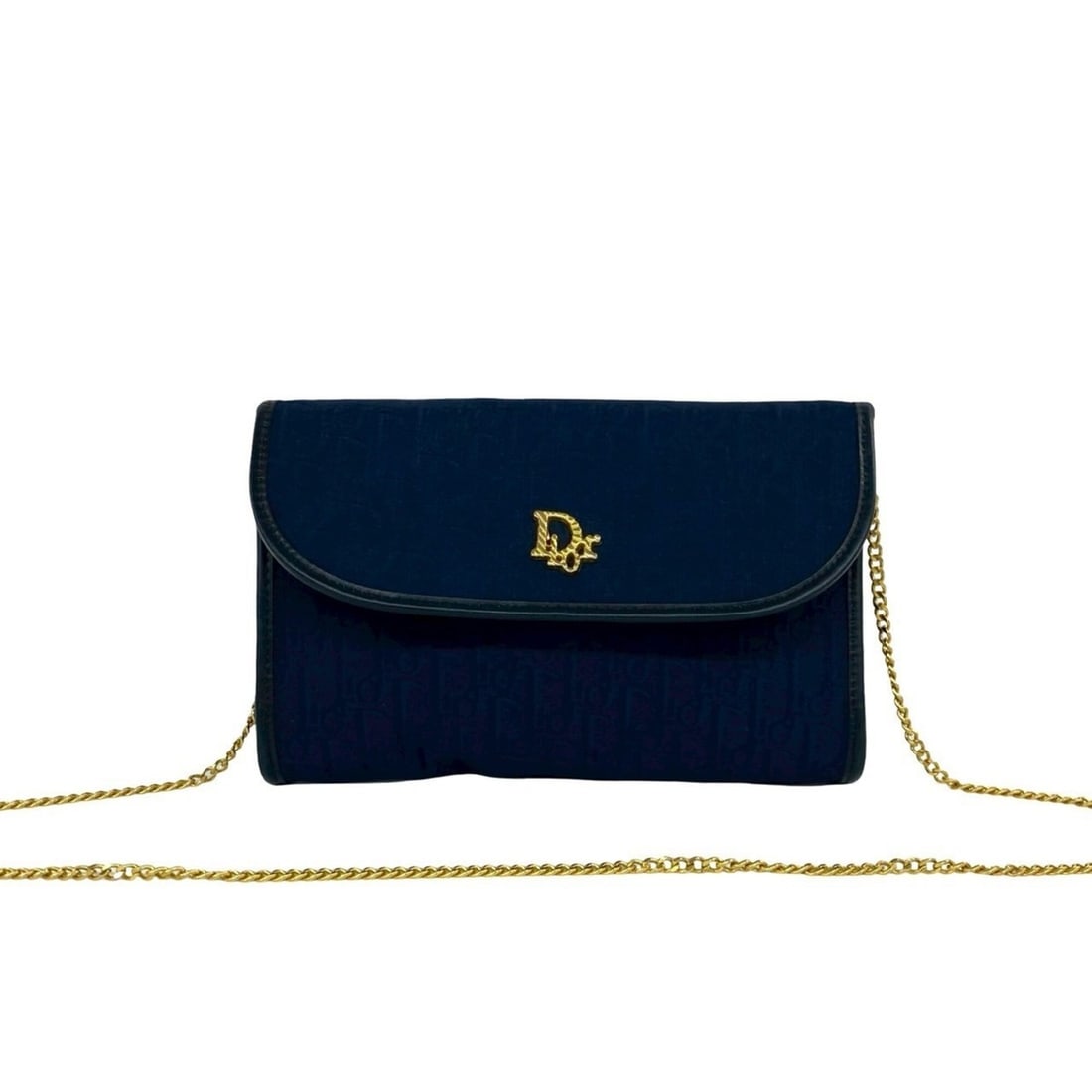 Christian Dior Vintage Trotter Pattern Logo Hardware Canvas Leather Chain Shoulder Bag Navy 79986: --- Catalog ---Category: SizeSize (HxWxD): 13cm x 19cm x 4cm / 5.11'' x 7.48'' x 1.57''Category: DesignType: Shoulder bagColor: NavyGender: WomenMaterial: Canvas , Leather Category: GeneralBrand: Chri