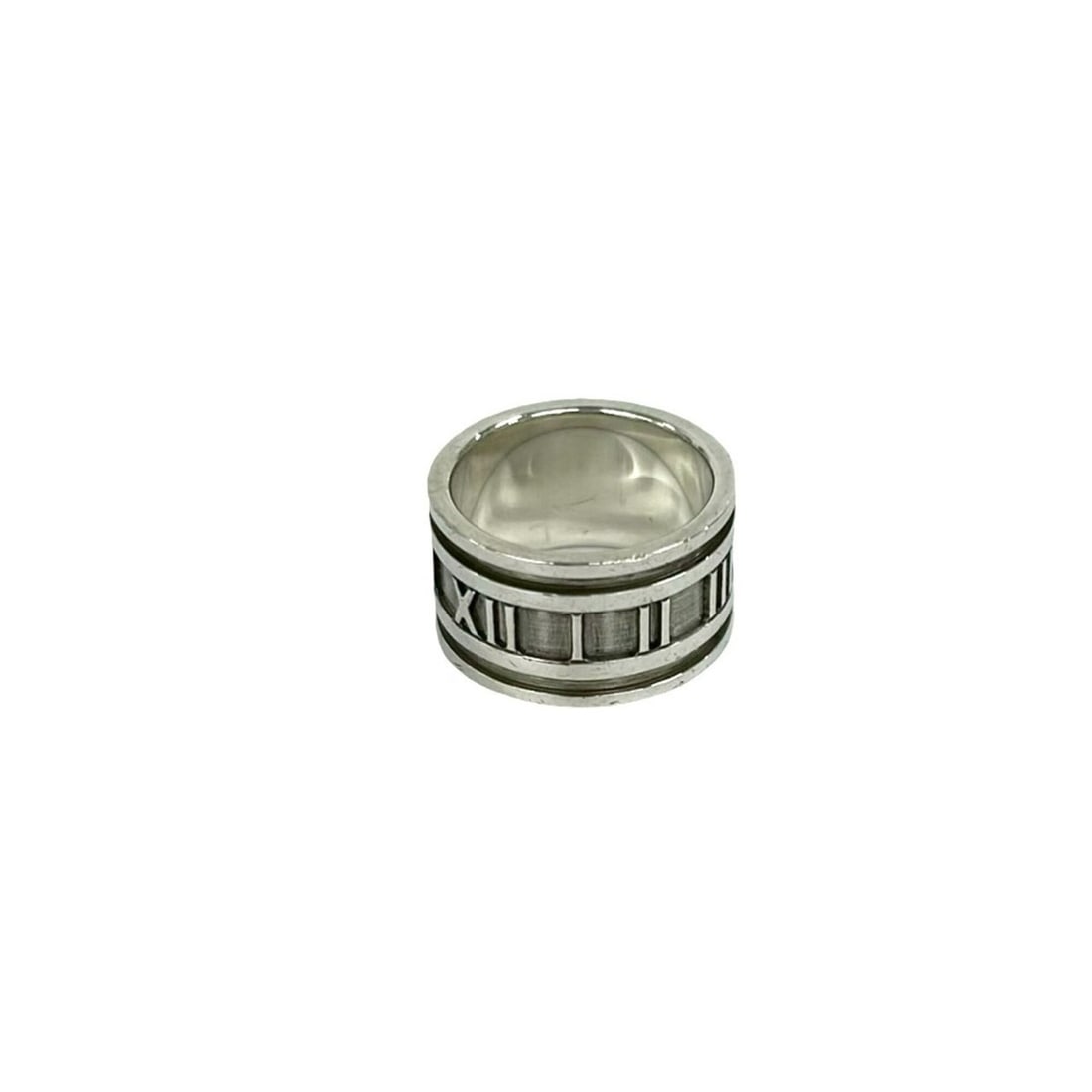 TIFFANY&Co. Tiffany Atlas Wide Ring 925 Sterling Silver Accessory for Men and Women 60001: --- Catalog ---Category: SizeJP Size: 13US Size: 6.5Category: DesignType: Band ringColor: SilverGender: Men,WomenMaterial: Silver 925Category: GeneralBrand: Tiffany--- Item List ---Section: ConditionR