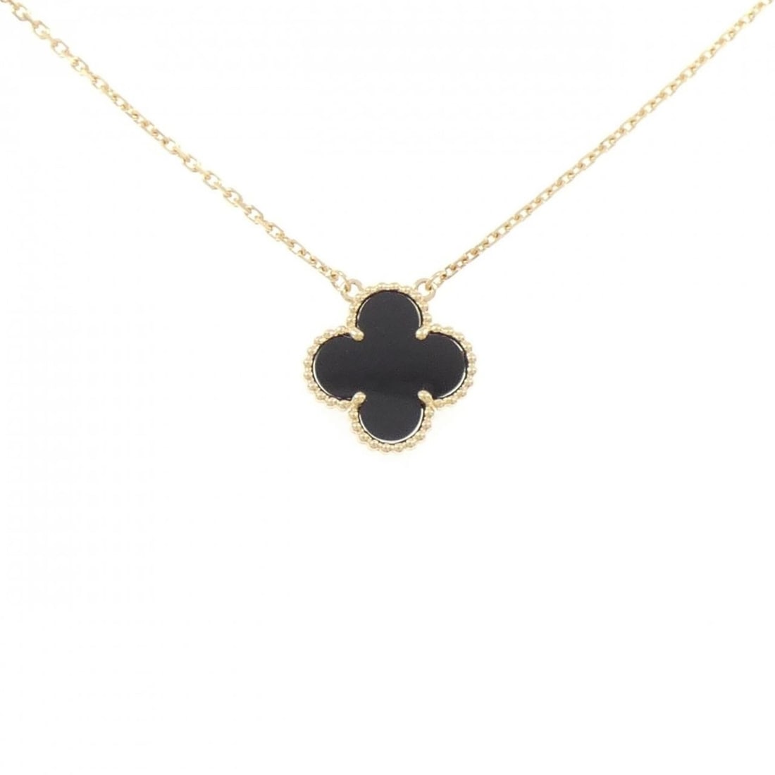 Van Cleef & Arpels Vintage Alhambra Necklace: --- Catalog ---Category: SizePendant Size: 14.9mm x 14.9mm / 0.58'' x 0.58''Neck Circumference: 37 cm - 42 cm / 14.56'' - 16.53''Category: DesignStone: OnyxGender: WomenMaterial: Yellow gold (18K)Pend