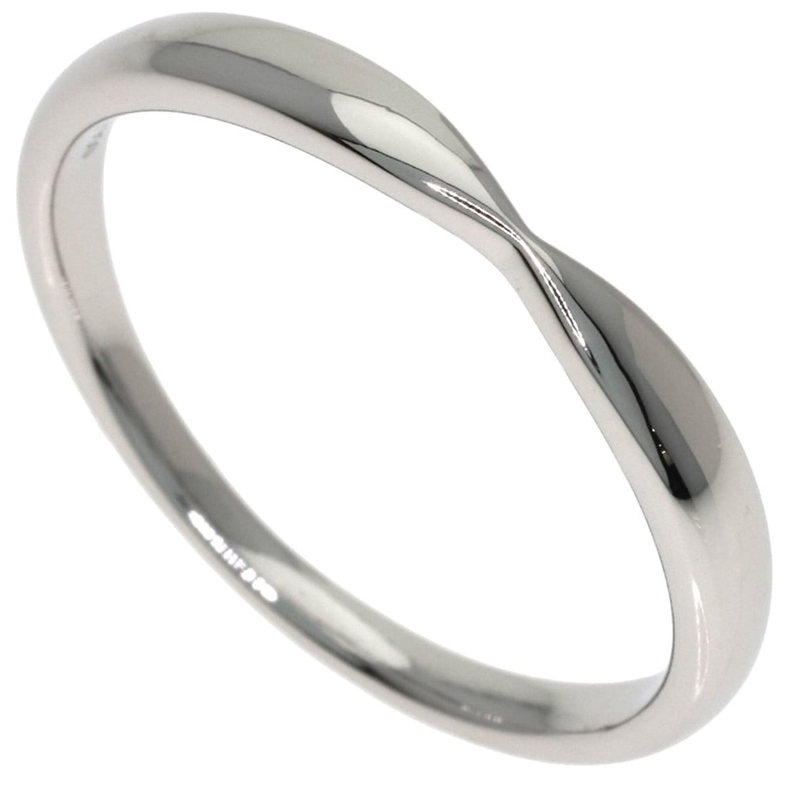 Tiffany & Co. Harmony Wedding Ring, Platinum PT950, Men's Ring.: --- Catalog ---Category: SizeWidth: 2.8mm / 0.11''Weight: 4.3g / 0.15oz.JP Size: 19US Size: 9.5Category: DesignType: Wedding ringMetal: PlatinumGender: MenMetal Purity: Platinum950Category: GeneralBra