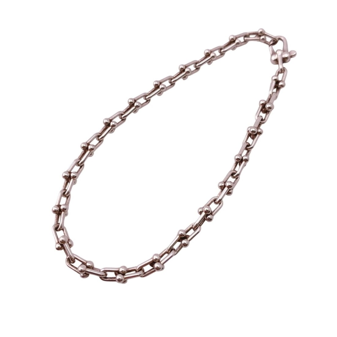 TIFFANY&Co. Tiffany Microlink Bangle Hardware Bracelet Silver: --- Catalog ---Category: SizeTotal Length: 17.5cm / 6.88''Category: DesignType: BangleColor: SilverGender: WomenCategory: GeneralBrand: Tiffany--- Item List ---Section: ConditionRanking: Rank A Used -
