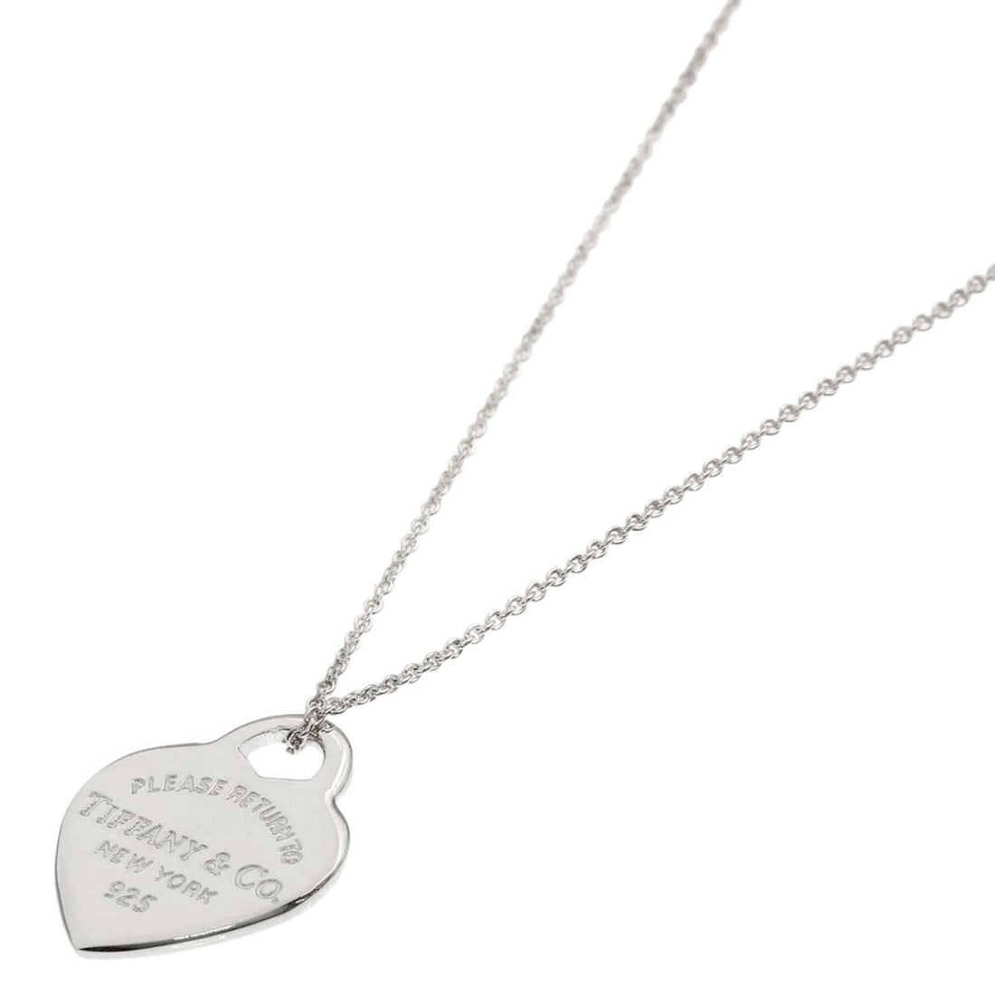 Tiffany & Co. Return to Heart Tag Necklace, Silver, Women's.: --- Catalog ---Category: SizeWeight: 3.9g / 0.13oz.Pendant Size: 19.8mm x 15.6mm / 0.77'' x 0.61''Neck Circumference: 41 cm / 16.14''Category: DesignMetal: SilverGender: WomenNecklace Type: NecklaceCa