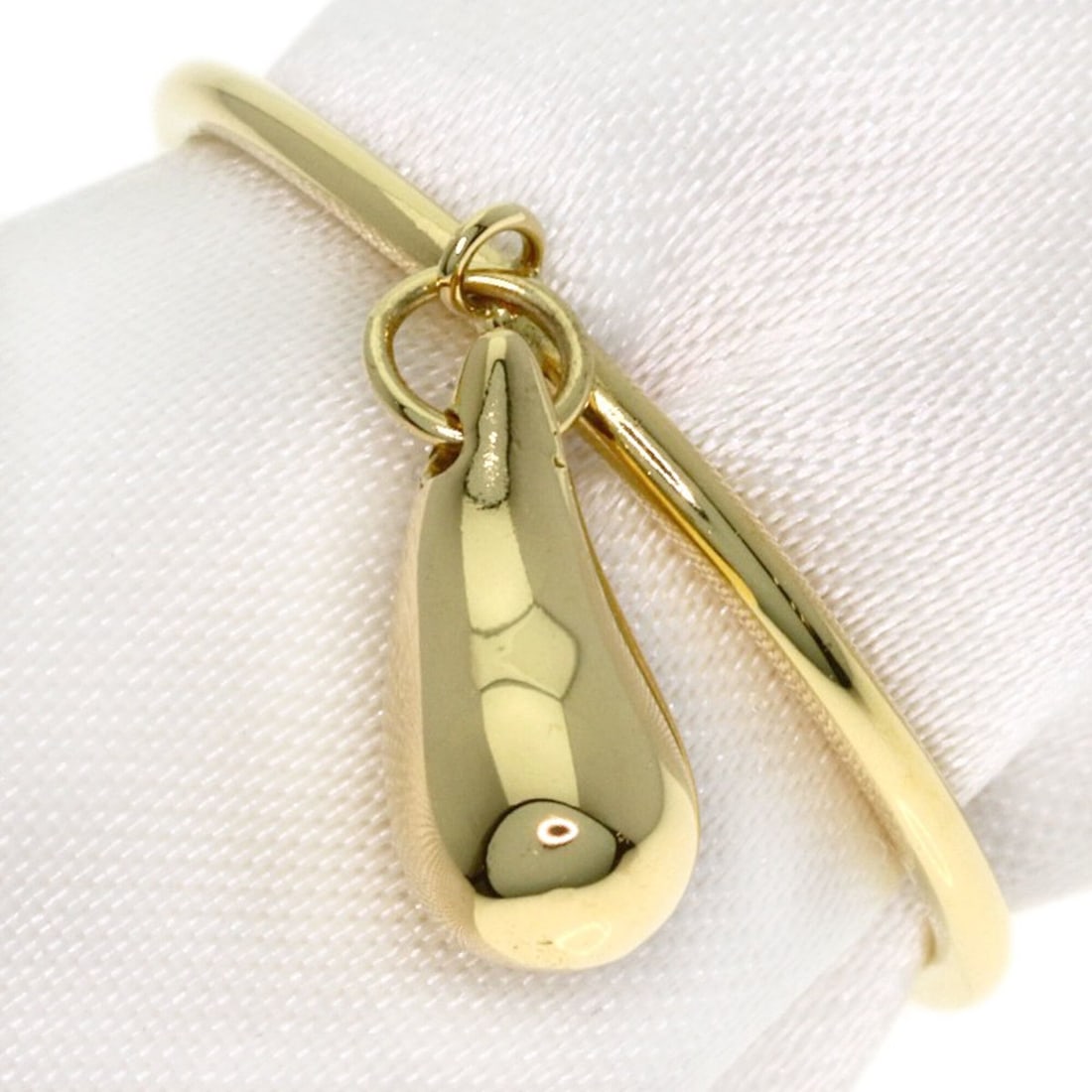 Tiffany & Co. Teardrop Ring, 18K Yellow Gold, Women's.: --- Catalog ---Category: SizeWidth: 1.3mm / 0.05''Weight: 2.4g / 0.08oz.JP Size: 12.5US Size: 6.5Category: DesignType: Band ringColor: YellowMetal: GoldGender: WomenMetal Purity: 18KCategory: GeneralB
