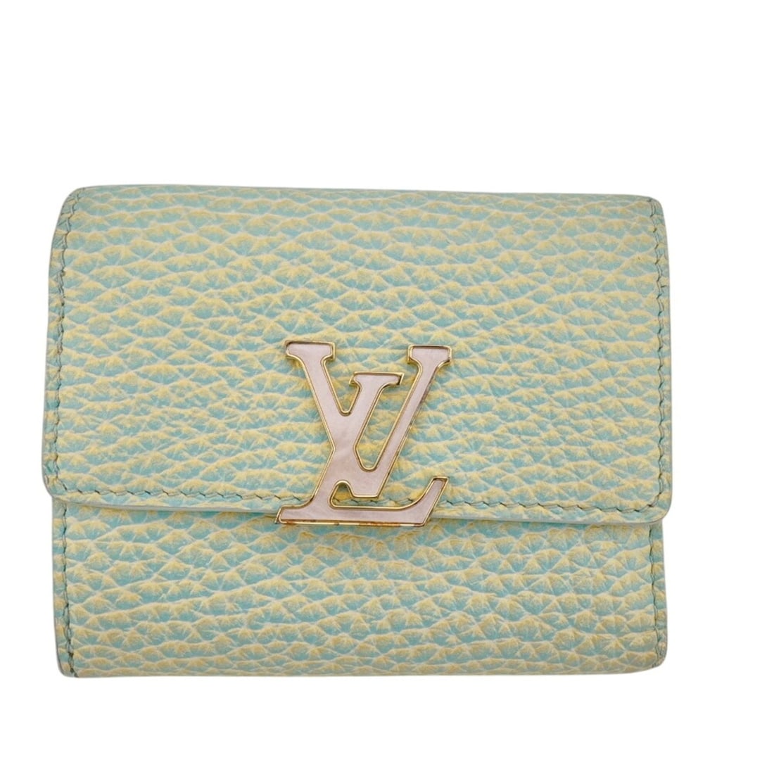 LOUIS VUITTON M81528 Portefeuille Capucines XS Taurillon Tri-fold Wallet Green: --- Catalog ---Category: SizeSize (HxWxD): 8cm x 9.7cm / 3.14'' x 3.81''Category: DesignType: Wallet (tri-fold)Color: GreenGender: WomenMaterial: Leather Category: GeneralLine: TaurillonBrand: Louis