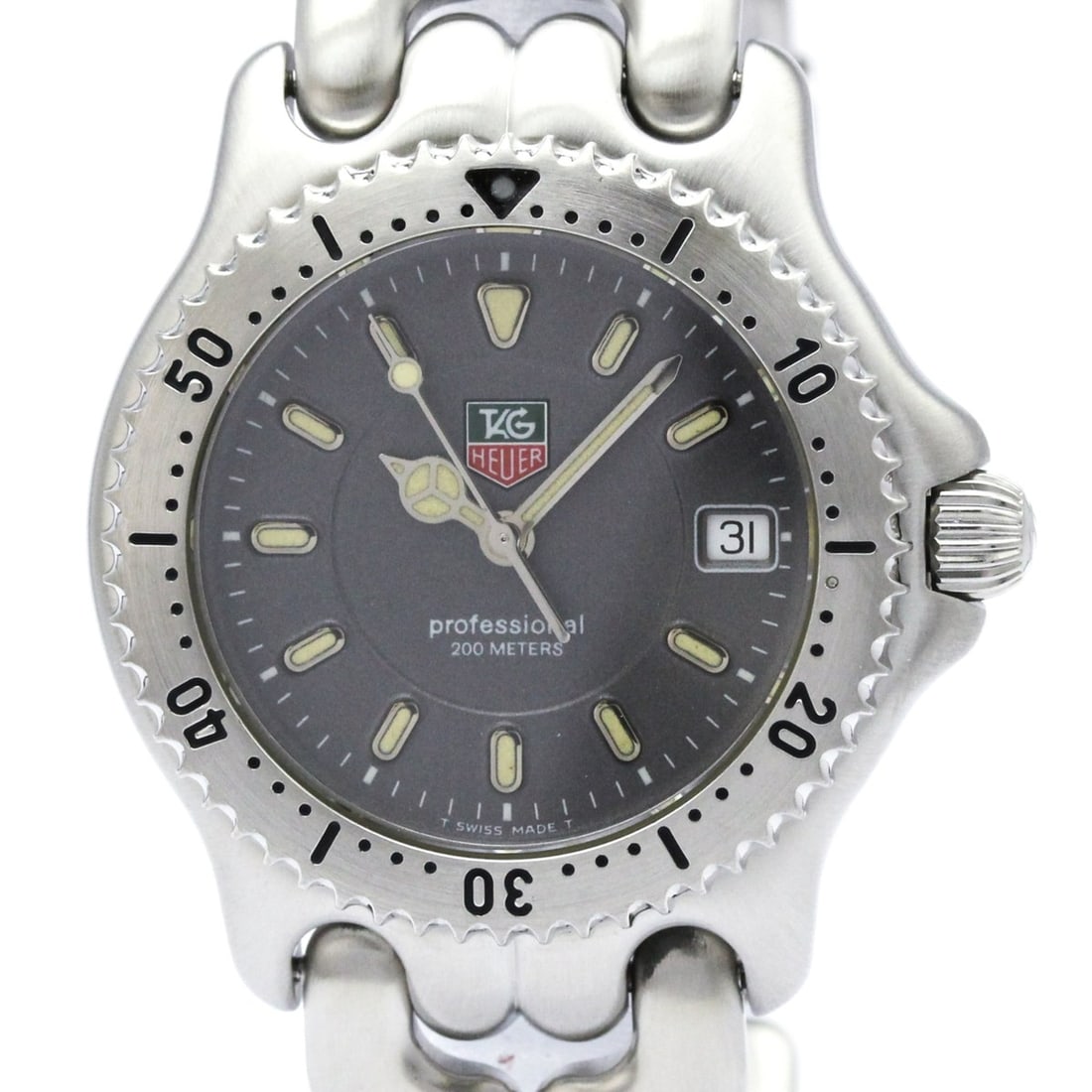 TAG HEUER Sel Professional 200M Quartz Mid Size Watch WG1213 Polished: --- Catalog ---Category: SizeCase Diameter: 34mm / 1.34''Category: DesignType: WristwatchStyle: Dress/FormalGender: MenColor (Dial): GrayMaterial (Band): Stainless steelMaterial (Case): Stainless stee