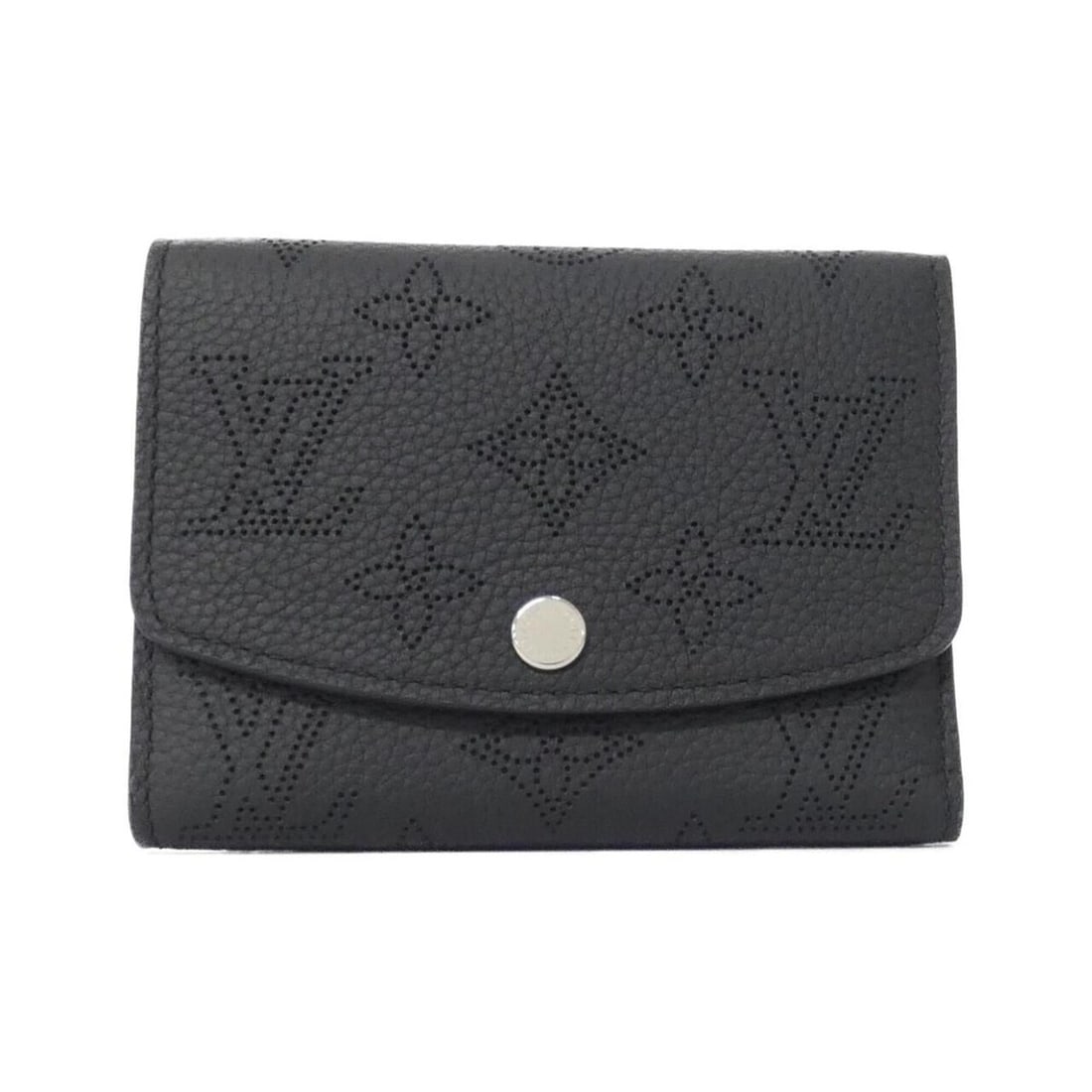 Louis Vuitton Mahina Portefeuille Victorine M82679 Wallet: --- Catalog ---Category: SizeSize (HxWxD): 9cm x 12cm x 2cm / 3.54'' x 4.72'' x 0.78''Category: DesignType: Wallet (tri-fold)Color: BlackGender: WomenMaterial: Leather Category: GeneralBrand: Louis