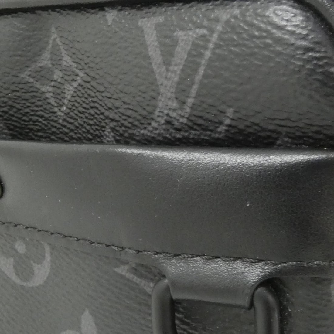 Louis Vuitton Monogram Eclipse Alpha Messenger M46955 Shoulder Bag - 6