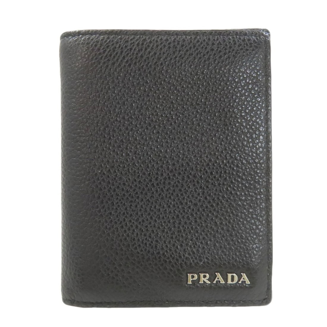 Prada Logo Bi-fold Leather Wallet for Women PRADA: --- Catalog ---Category: SizeSize (HxWxD): 11cm x 8cm x 1.5cm / 4.33'' x 3.14'' x 0.59''Category: DesignType: Wallet (bi-fold)Color: BlackGender: WomenMaterial: Leather Category: GeneralBrand: Prada--