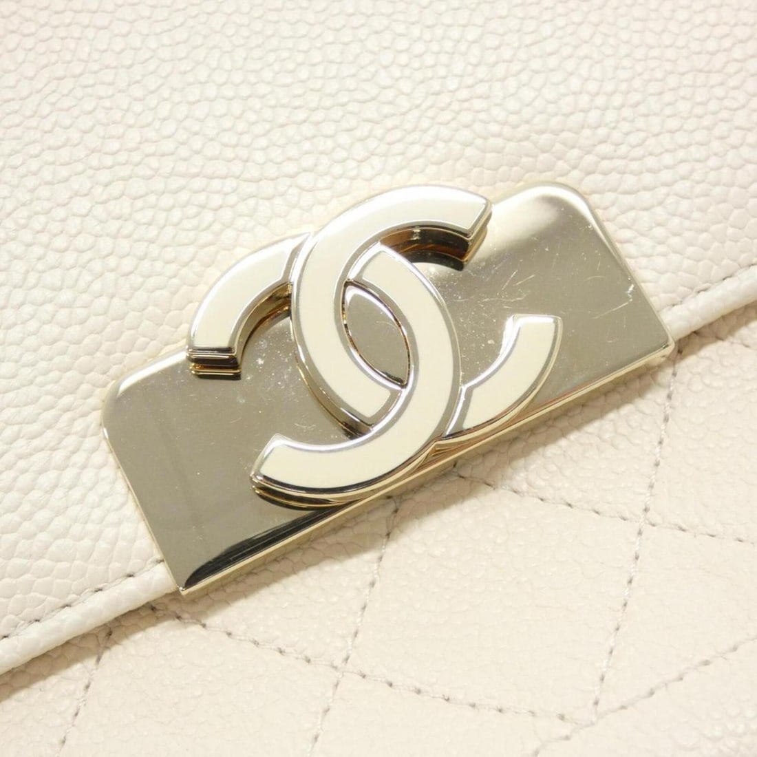 Chanel 93856 Shoulder Bag - 4