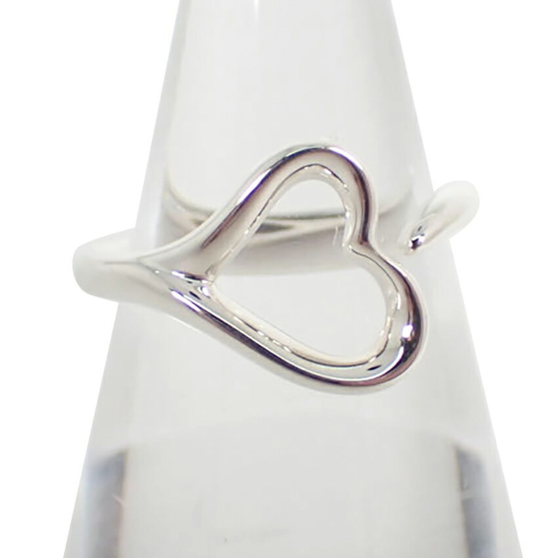 TIFFANY & Co. 925 Heart Ring, Size 9: --- Catalog ---Category: SizeUS Size: 5Brand Size: 49Category: DesignType: Band ringColor: SilverGender: WomenMaterial: Sterling silver 925Category: GeneralBrand: Tiffany--- Item List ---Section: Cond