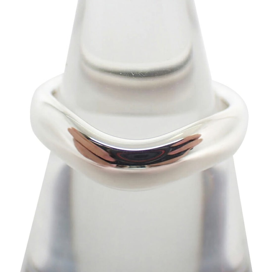 TIFFANY & Co. Ag925 Curved Ring, Size 10: --- Catalog ---Category: SizeUS Size: 5.5Brand Size: 50Category: DesignType: Band ringColor: SilverGender: WomenMaterial: Sterling silver 925Category: GeneralBrand: Tiffany--- Item List ---Section: